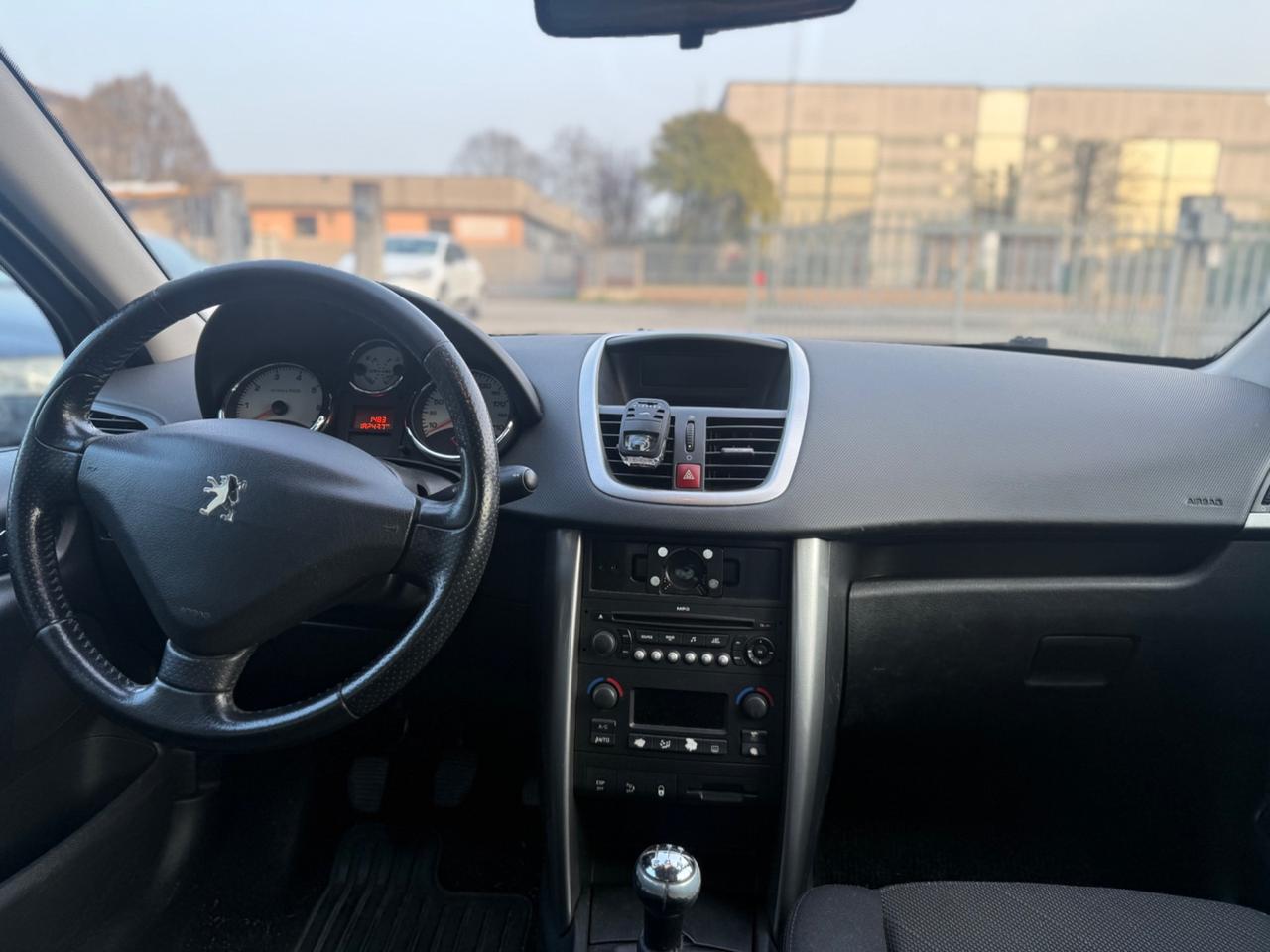 Peugeot 207 1.4 VTi 95CV 5p. XS