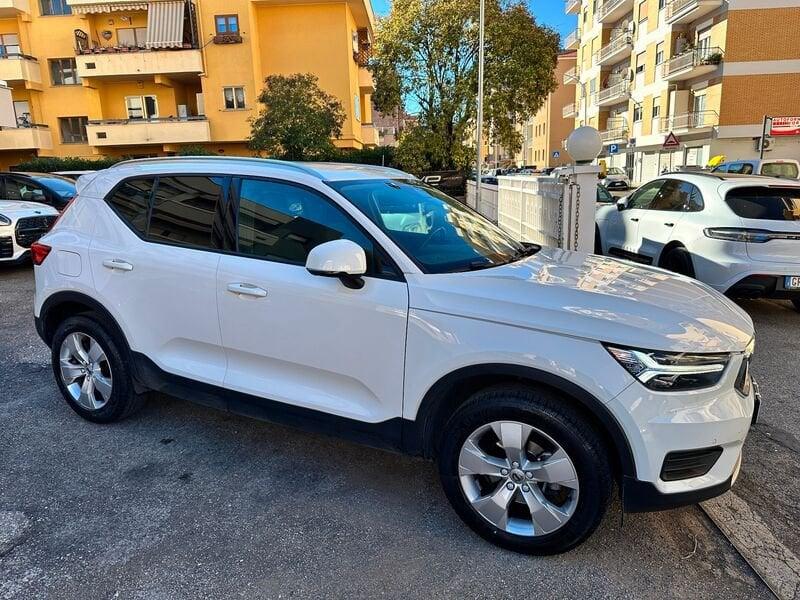 Volvo XC40 XC40 T2 Geartronic Momentum