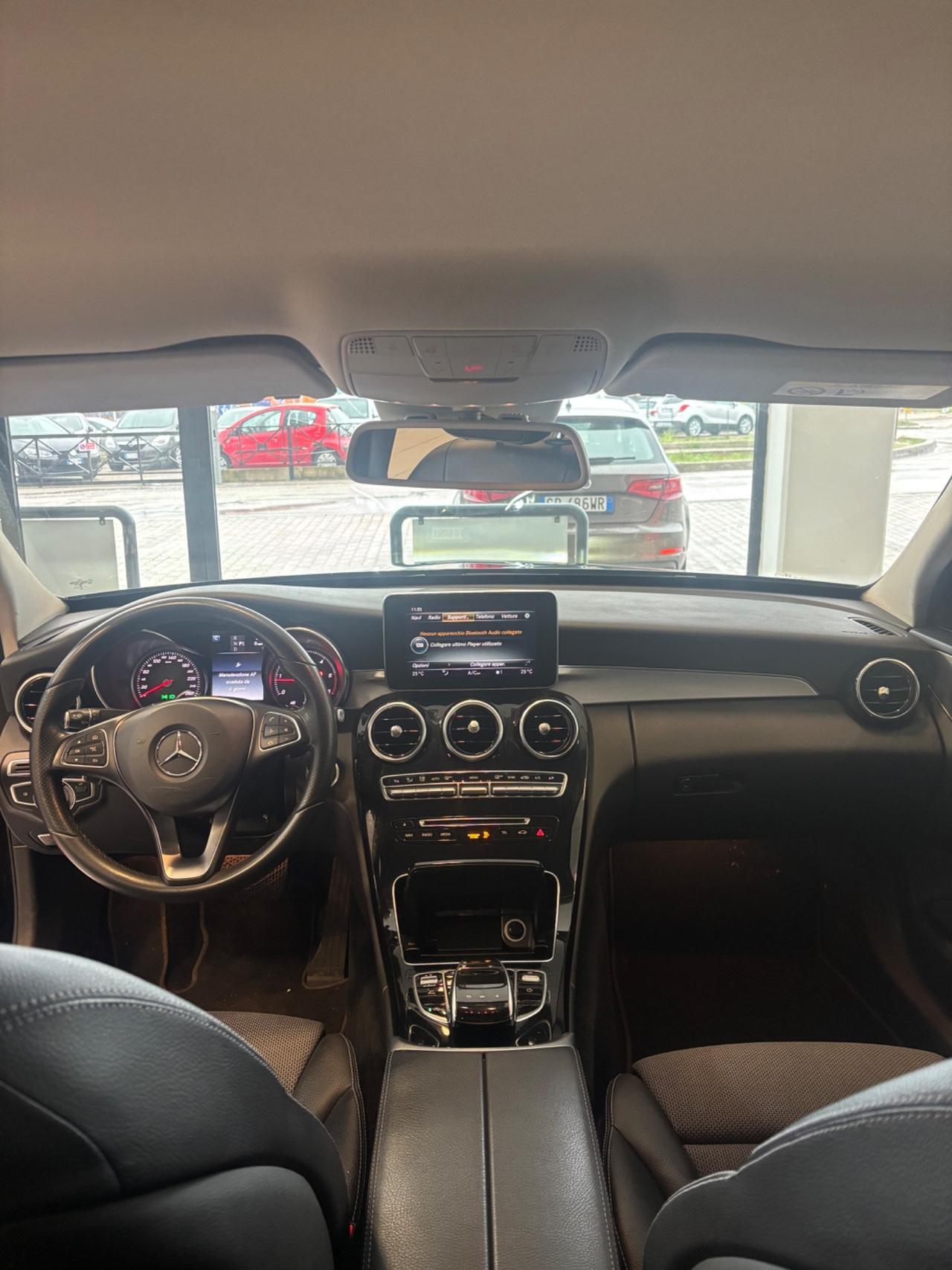 Mercedes-benz C 220 d Auto Premium