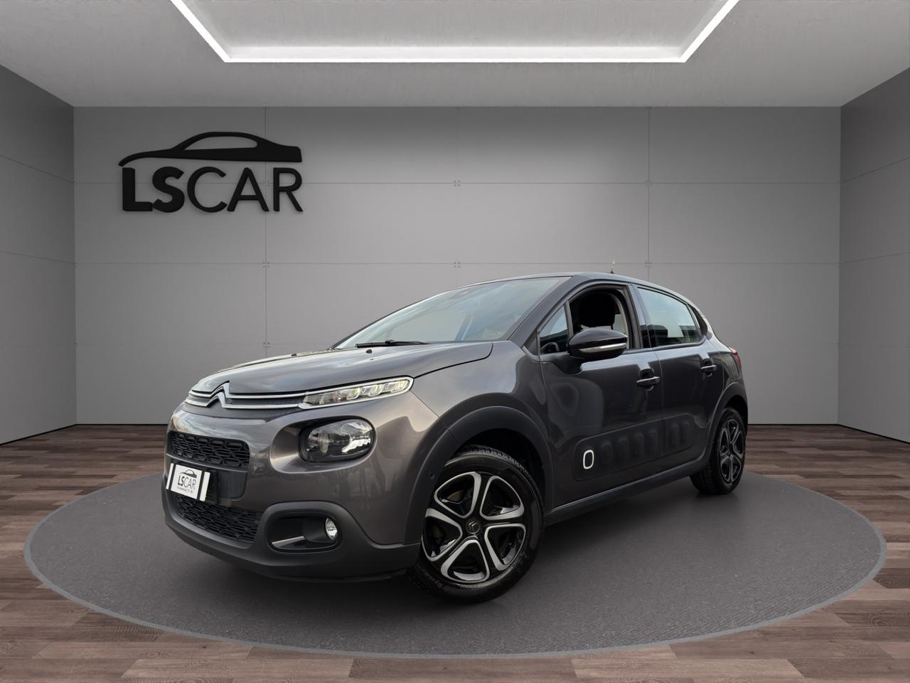 Citroen C3 1.2 Shine 83cv - Unipro - Promo Finanziamento - Neopatatentati - Tagliandi certificati - Cerchi in lega - Schermo - Clima Automatico