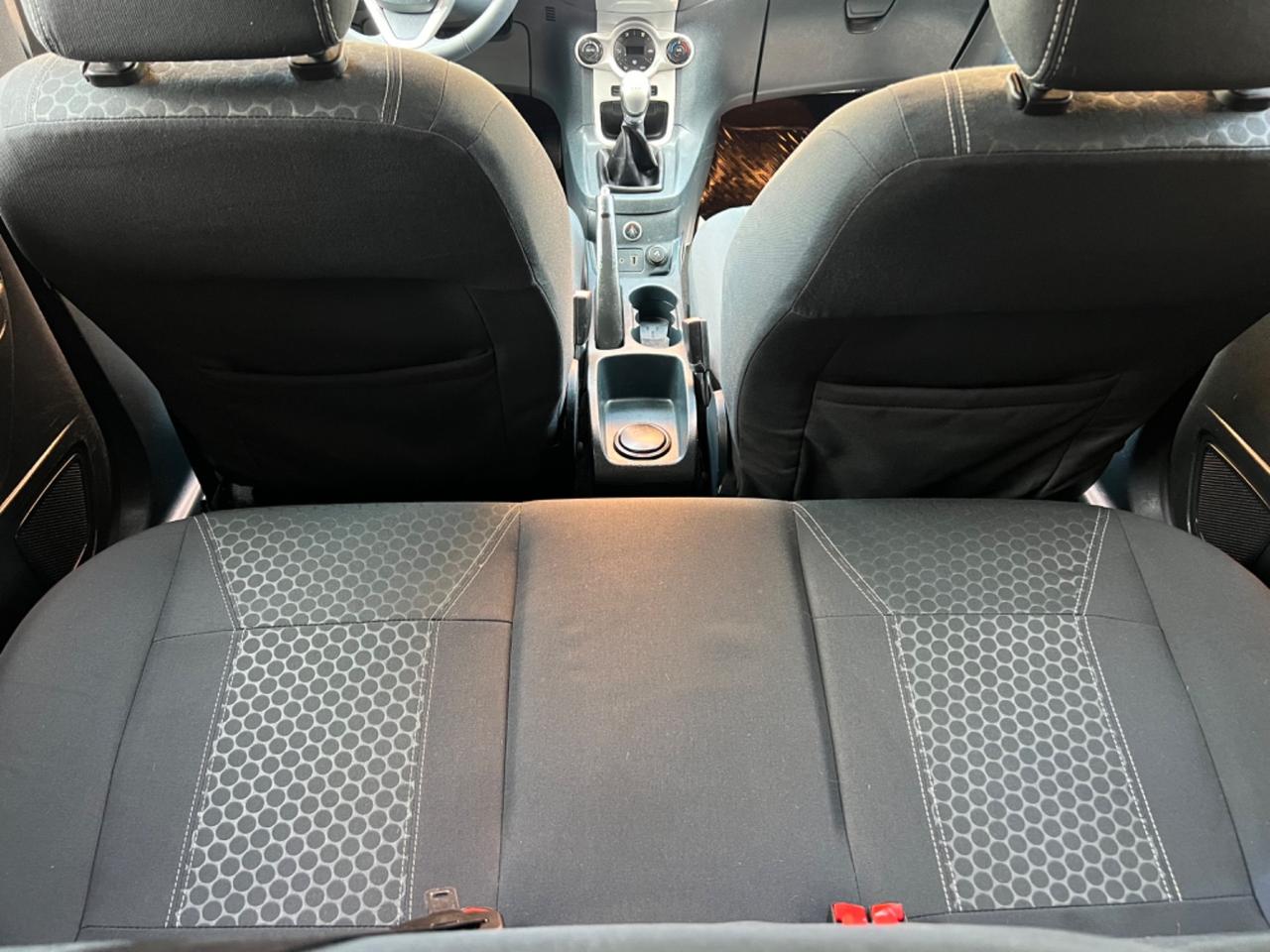 Ford Fiesta 1.4 16V 5p. Bz.- GPL Titanium Bs.