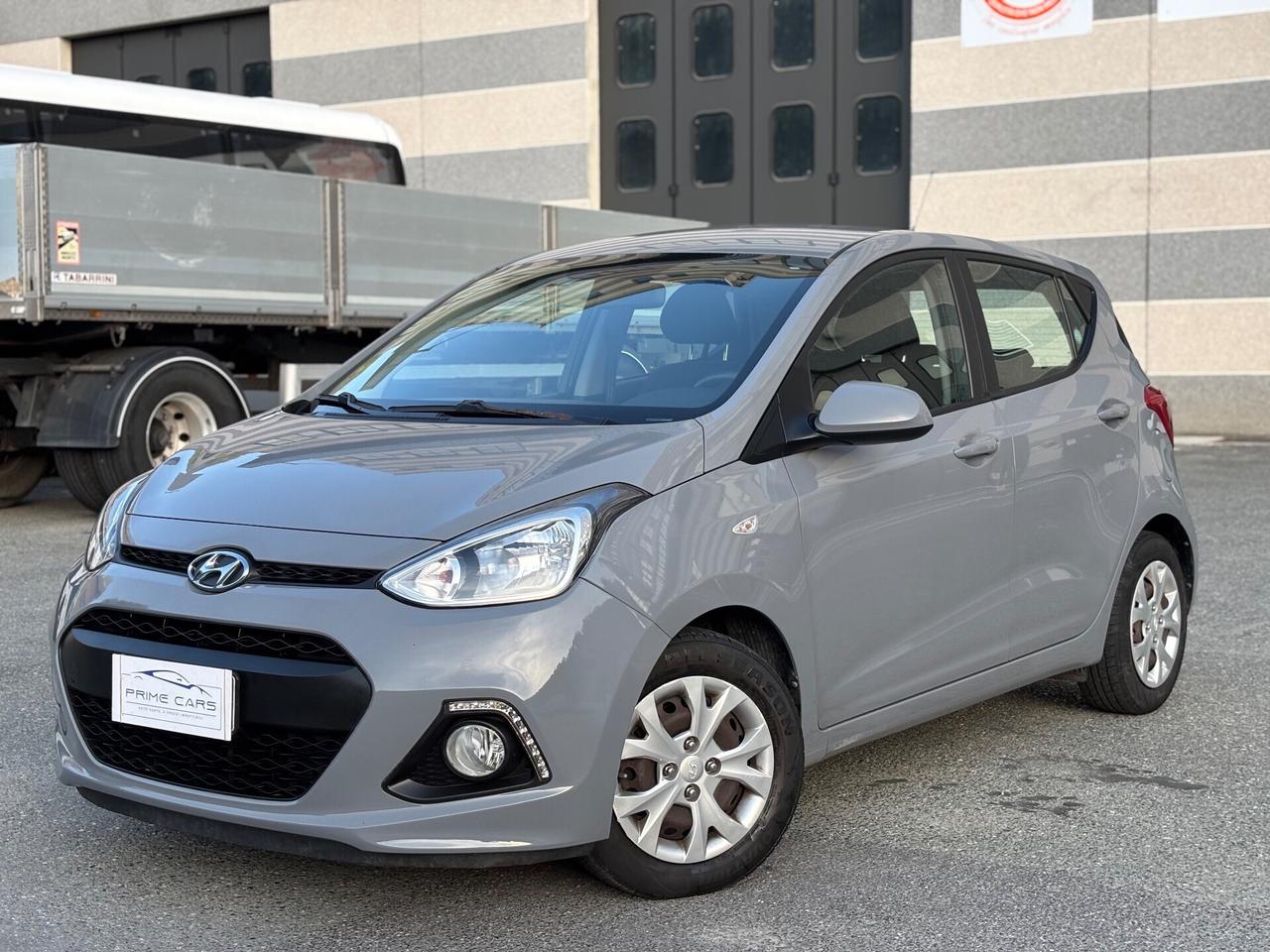 HYUNDAI i10 1.0 BENZINA 5 PORTE PERFETTA 5 POSTI NEOPATENTATI