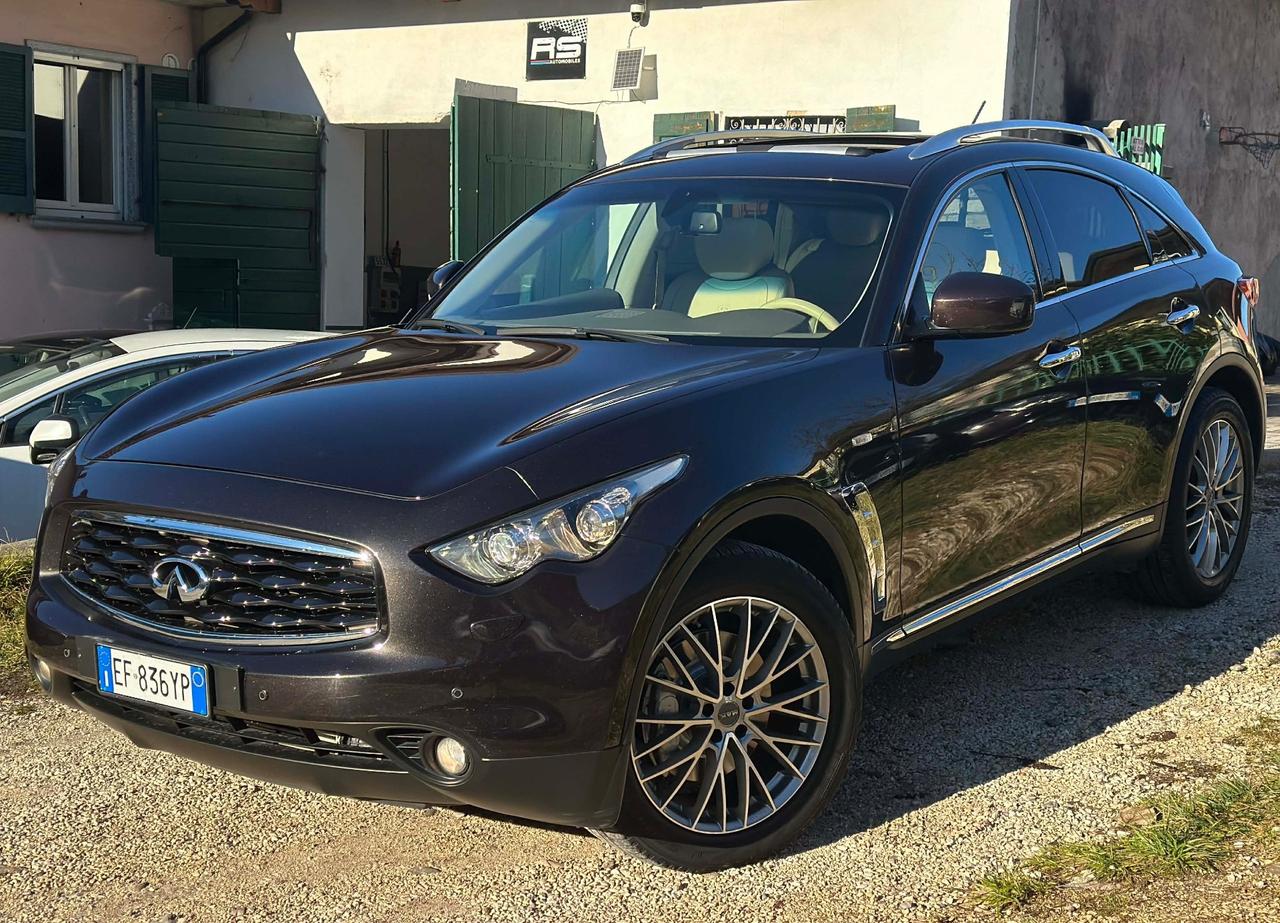 Infiniti FX30d S PREMIUM KMCERT UNICOPR GARANZ