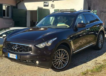 Infiniti FX30d S PREMIUM KMCERT UNICOPR GARANZ