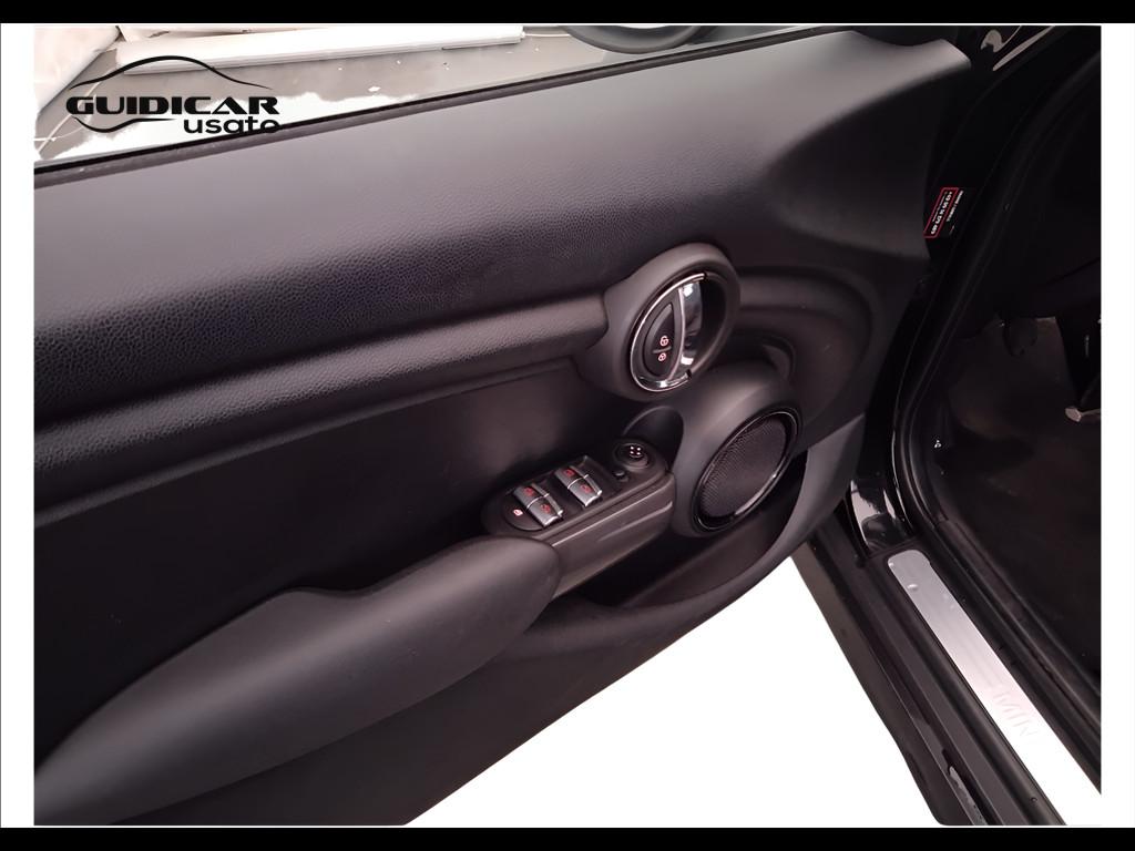 MINI Mini IV F55-F56 2014 - Mini 1.2 One 75cv 5p