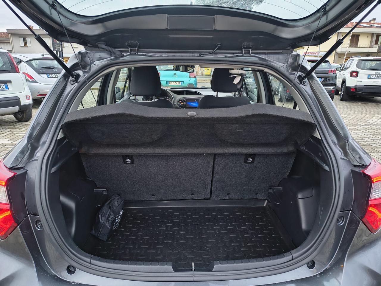 Toyota Yaris 1.5 Hybrid 5 porte *PREZZO REALE*