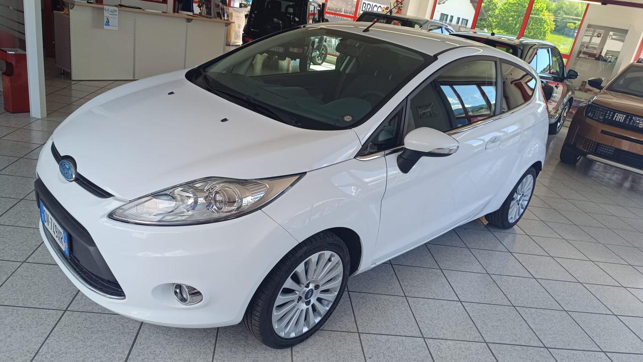 FORD FIESTA 1.2 BENZINA 82CV 3 PORTE