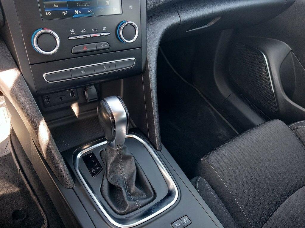 Renault Megane 5 Porte 1.5 Blue dCi Duel2 EDC