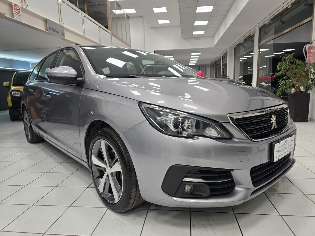 Peugeot 308 BlueHDi 130 S&S SW Bus. 2018