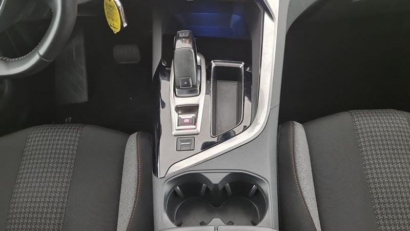 Peugeot 5008 BlueHDi 130 S&S EAT8 Business 7 Posti