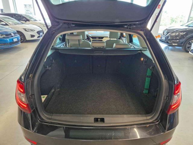 SKODA Octavia 1.4 TSI DSG Wagon Style G-Tec