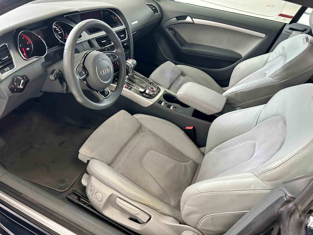 Audi A5 2.0D CABRIO 2012