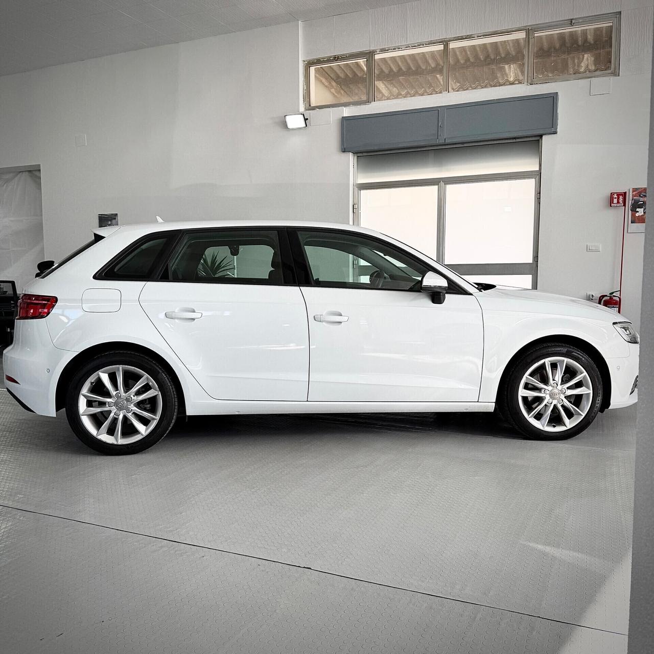 Audi A3 SPB 1.5 TFSI COD Stronic