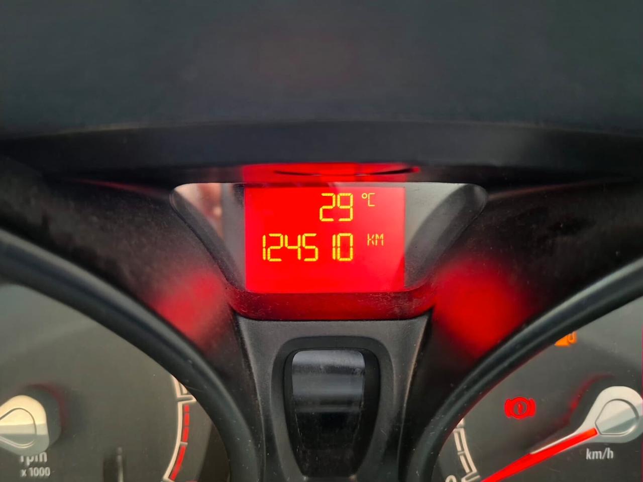 Ford Fiesta 1.2 60cv 2011
