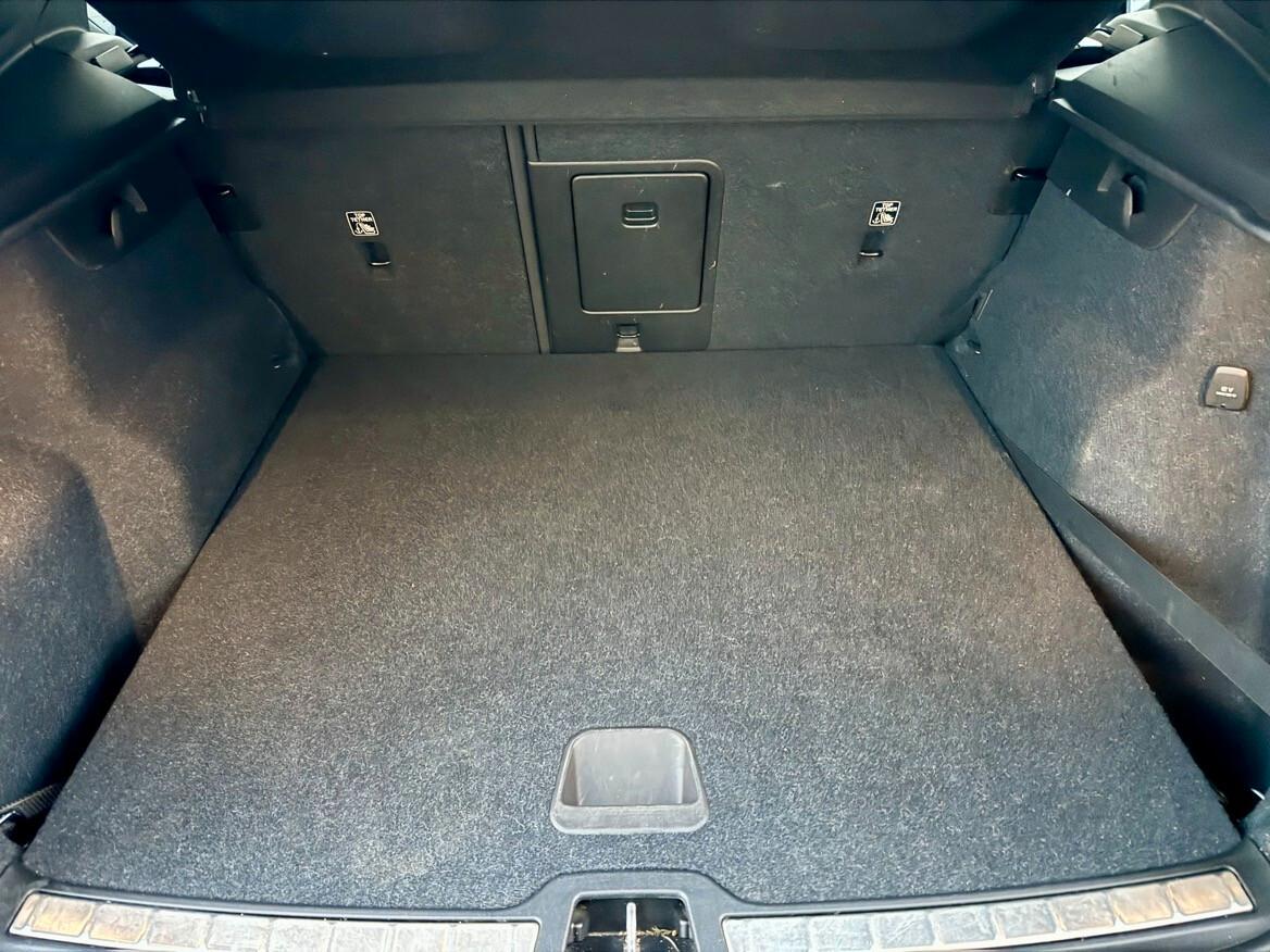 Volvo XC40 D3 Inscription PELLE