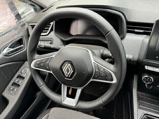 Renault Clio SCe 65 CV 5 porte Evolution 1.0 B 49KW 2023 8000KM