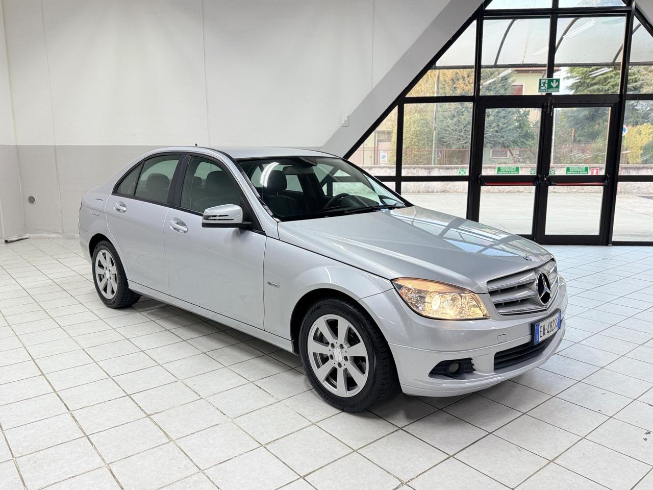Mercedes-benz C 220