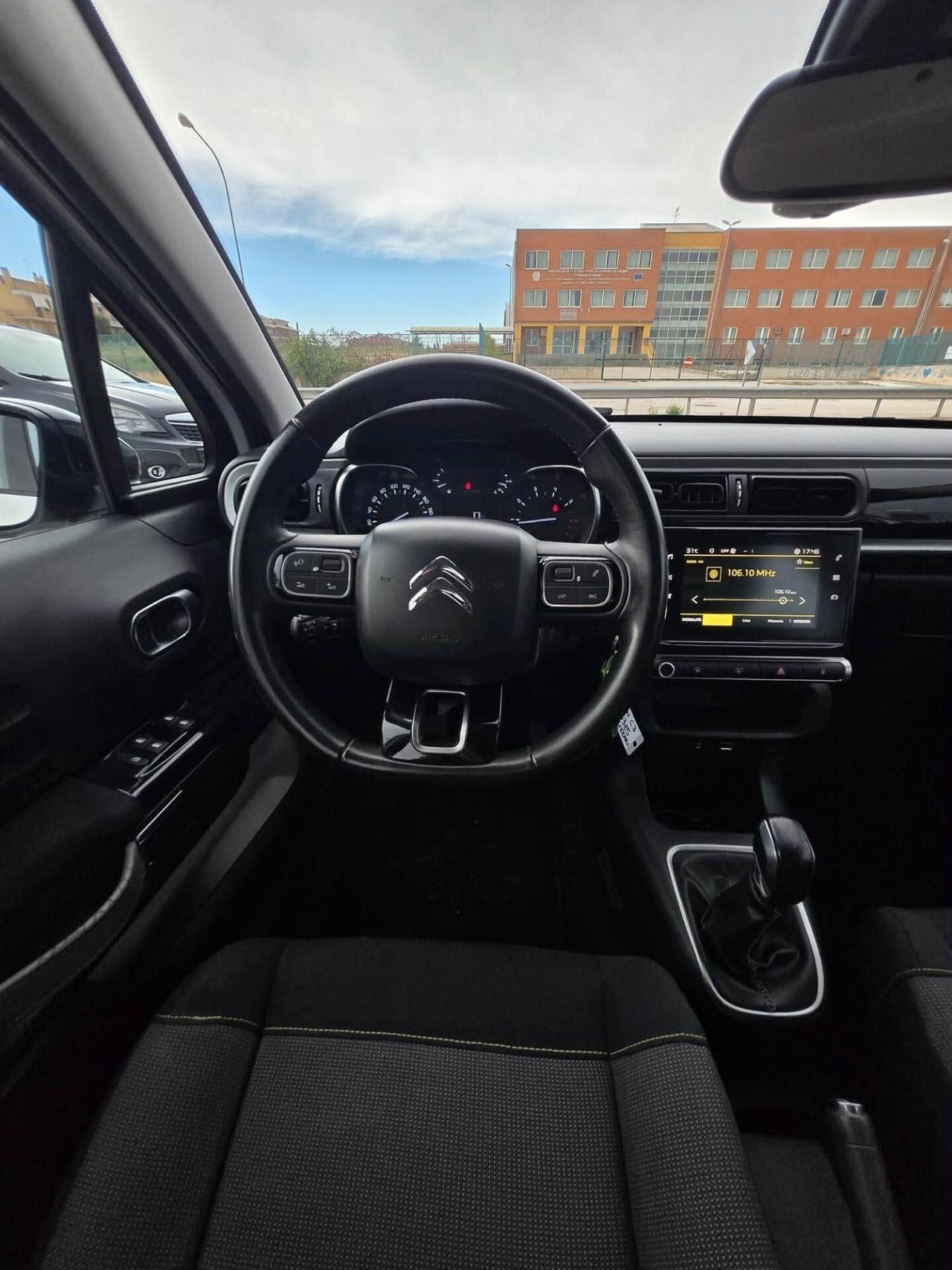 Citroen C3 PureTech 82 GPL Shine