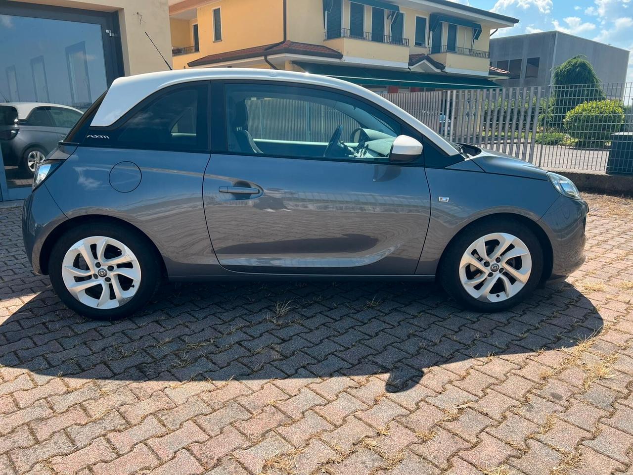Opel Adam 1.2 70 CV Air *49.000 km*IDONEA NEOPATENTATI*