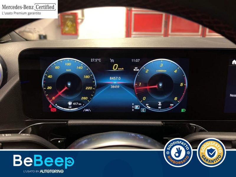 Mercedes-Benz GLA 200 D PREMIUM AUTO