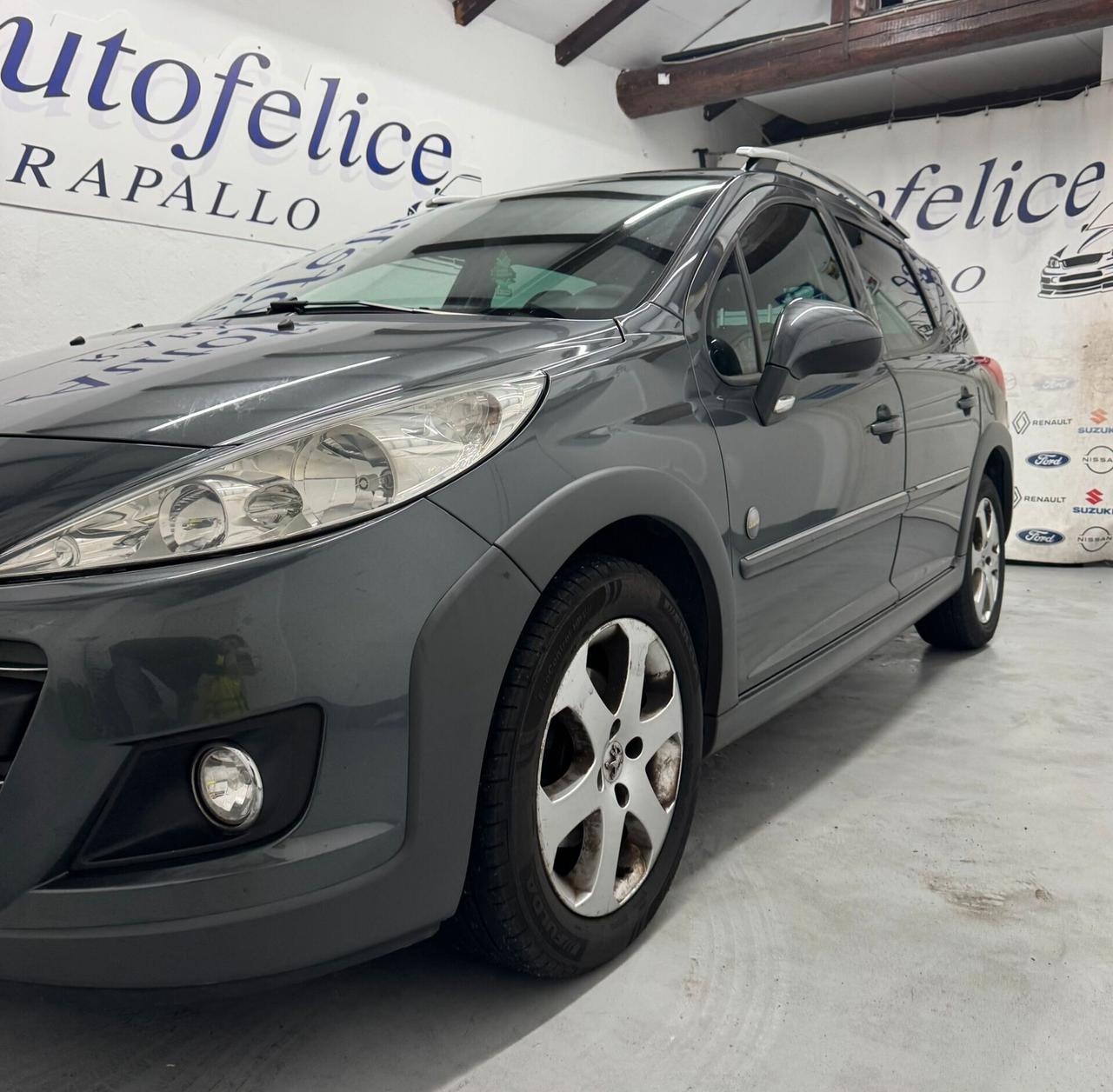 Peugeot 207 1.6 8V HDi 112CV SW Outdoor