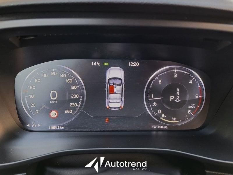 Volvo XC40 D3 150 CV Automatica NAVI LED Momentum Pro