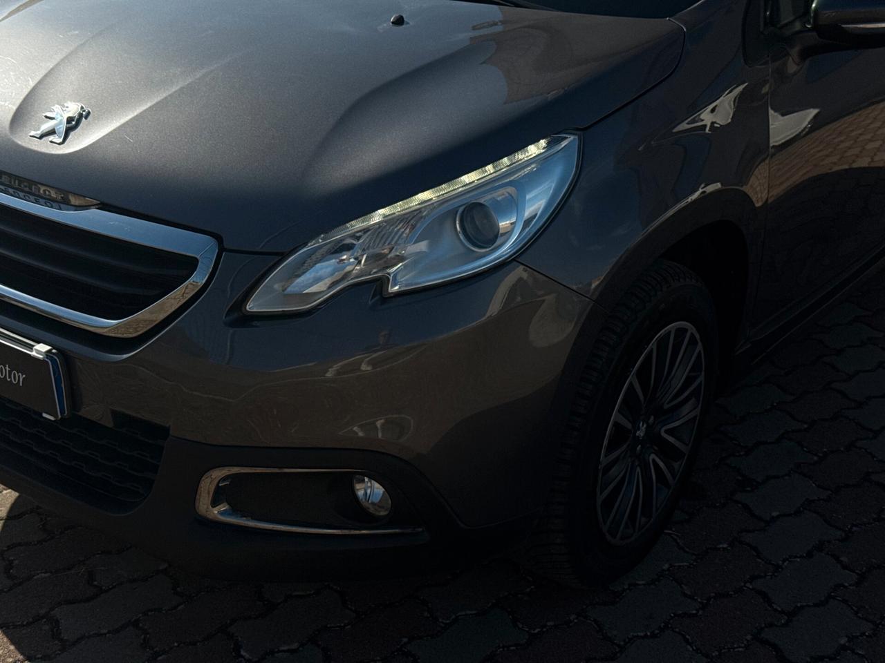 Peugeot 2008 1.6 e-HDi 92 CV Stop&Start Active CarPlay Retrocam