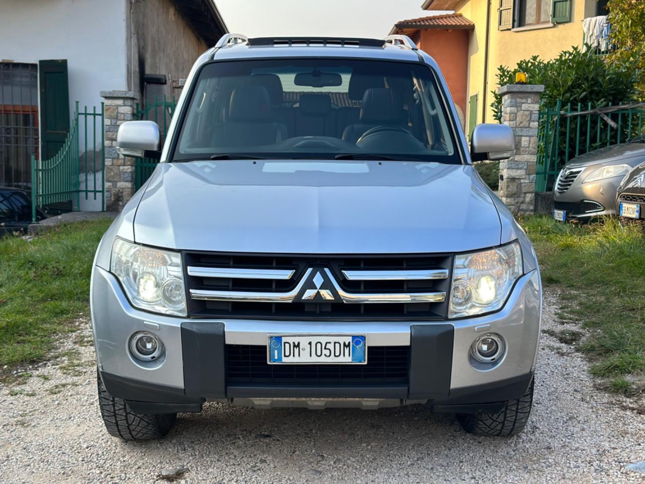 Mitsubishi PAJERO 3.2 DI-D 7POSTI TETTO 16V 5P INSTYLE