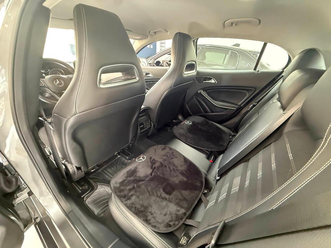 Mercedes Classe GLA GLA 200 d Premium auto AMG
