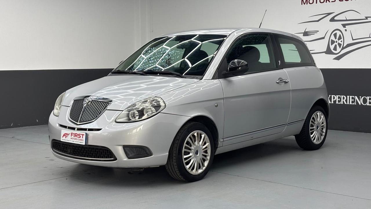 Lancia Ypsilon 1.2 69 CV Platinum