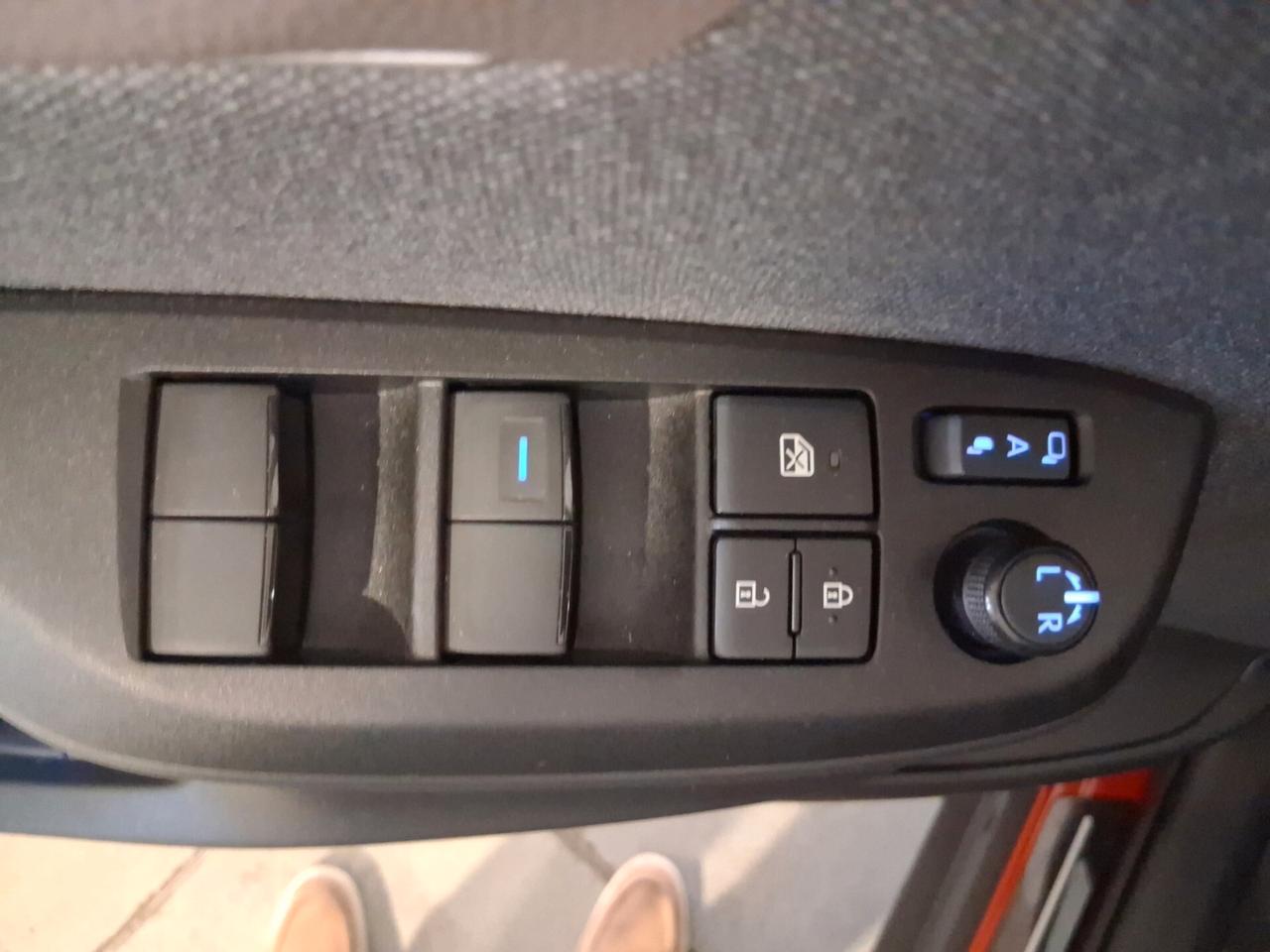 Toyota Yaris Cross 1.5 Hybrid 5p. E-CVT AWD-i Lounge