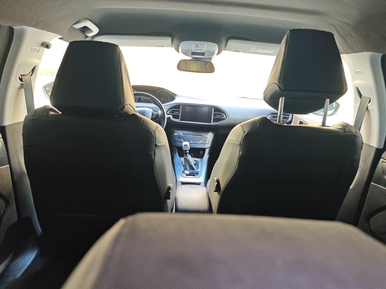 Peugeot 308 BlueHDi 120 S&S Allure