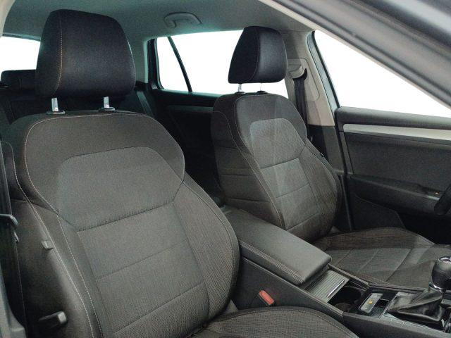 SKODA Superb 2.0 TDI DSG Wagon Style