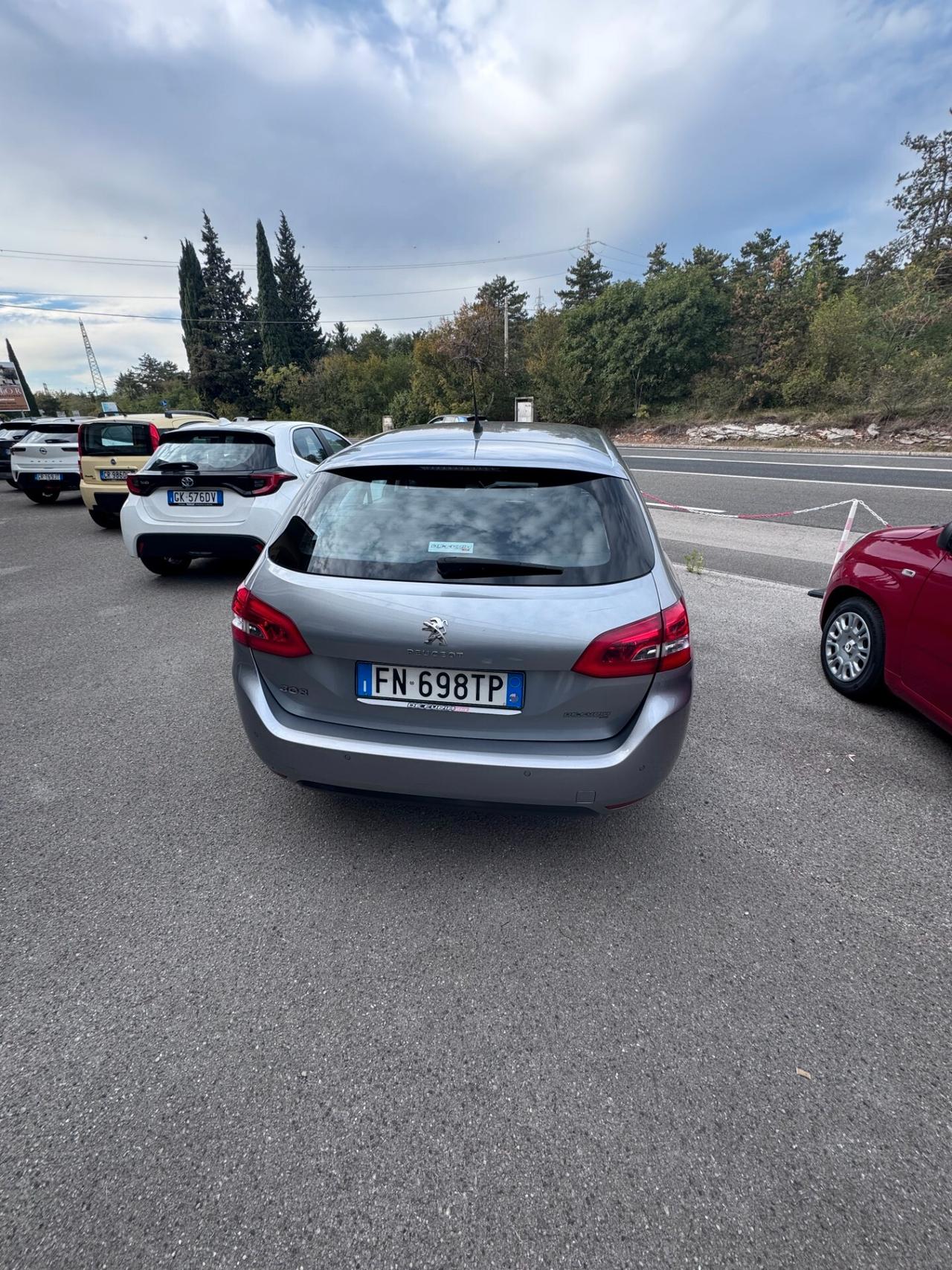 Peugeot 308 BlueHDi 130 S&S SW Business