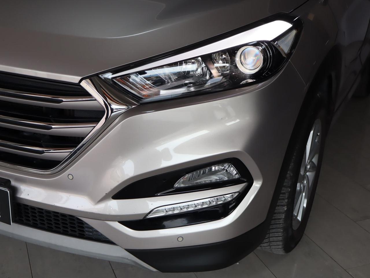 Hyundai Tucson Xpossible 1.7 CRDi #10929