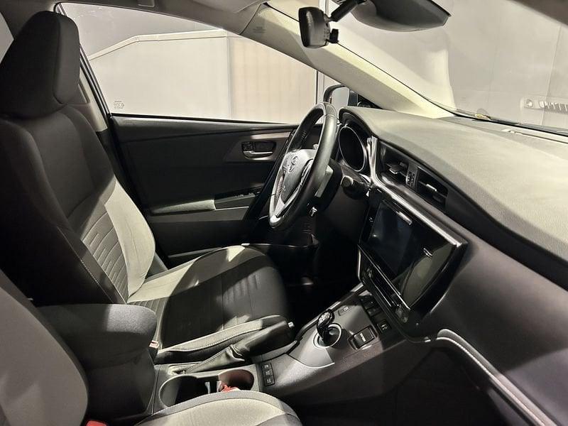 Toyota Auris Auris Touring Sports 1.8 Hybrid Active + NAVIGATORE AREA C FREE