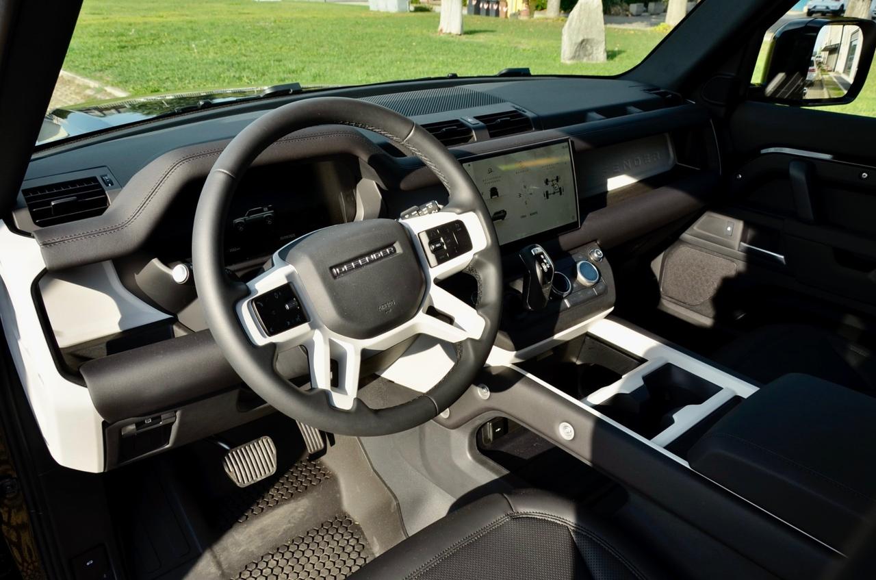 Land Rover Defender 110 3.0D I6 200 CV AWD Auto S