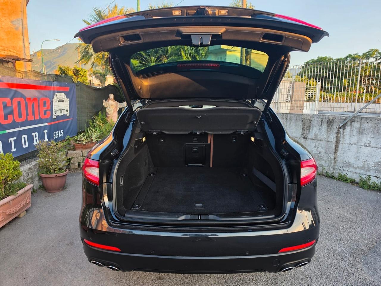 Maserati Levante V6 Diesel AWD Granlusso Full