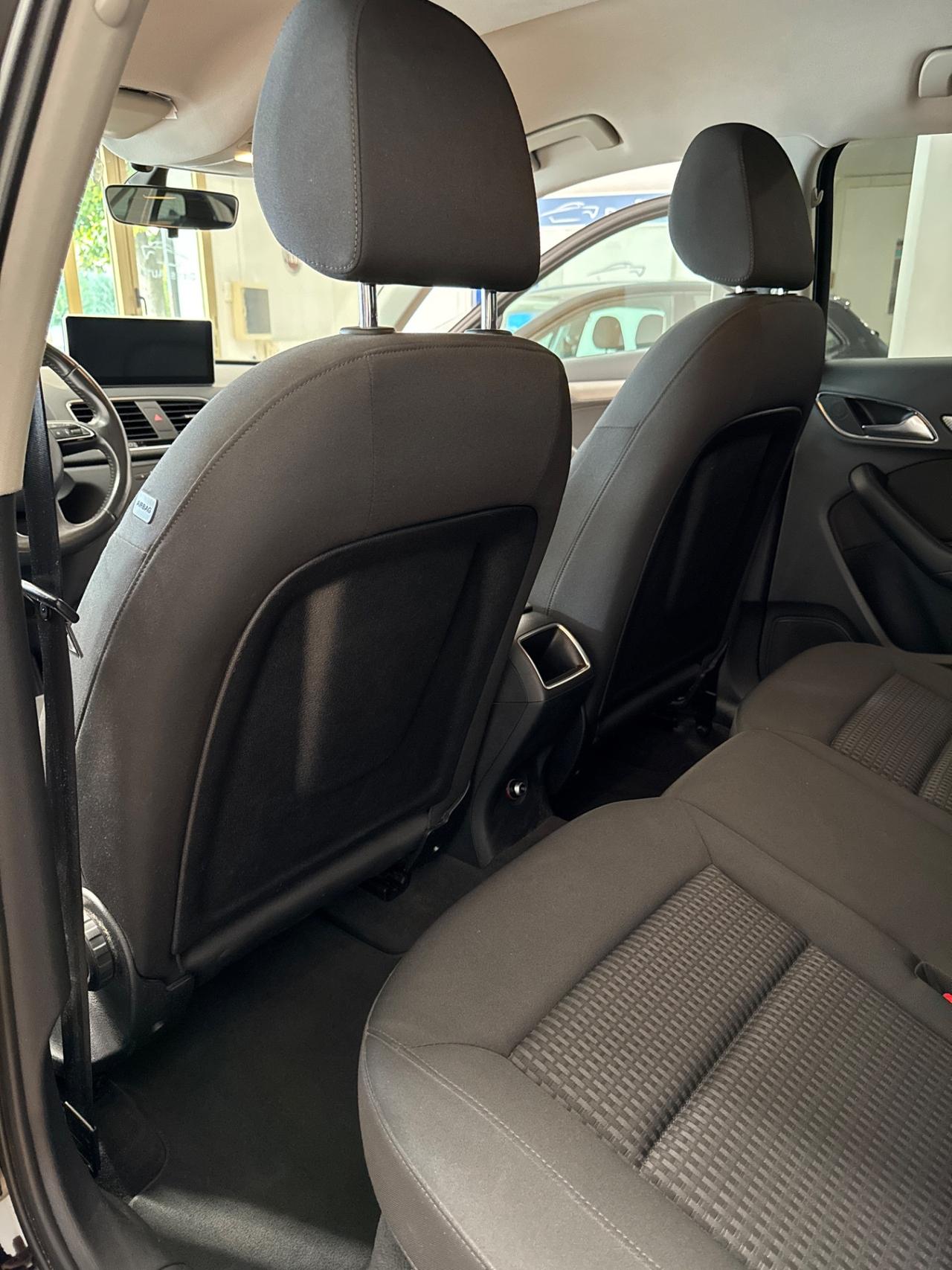 Audi Q3 1.4 TFSI 125 CV Business
