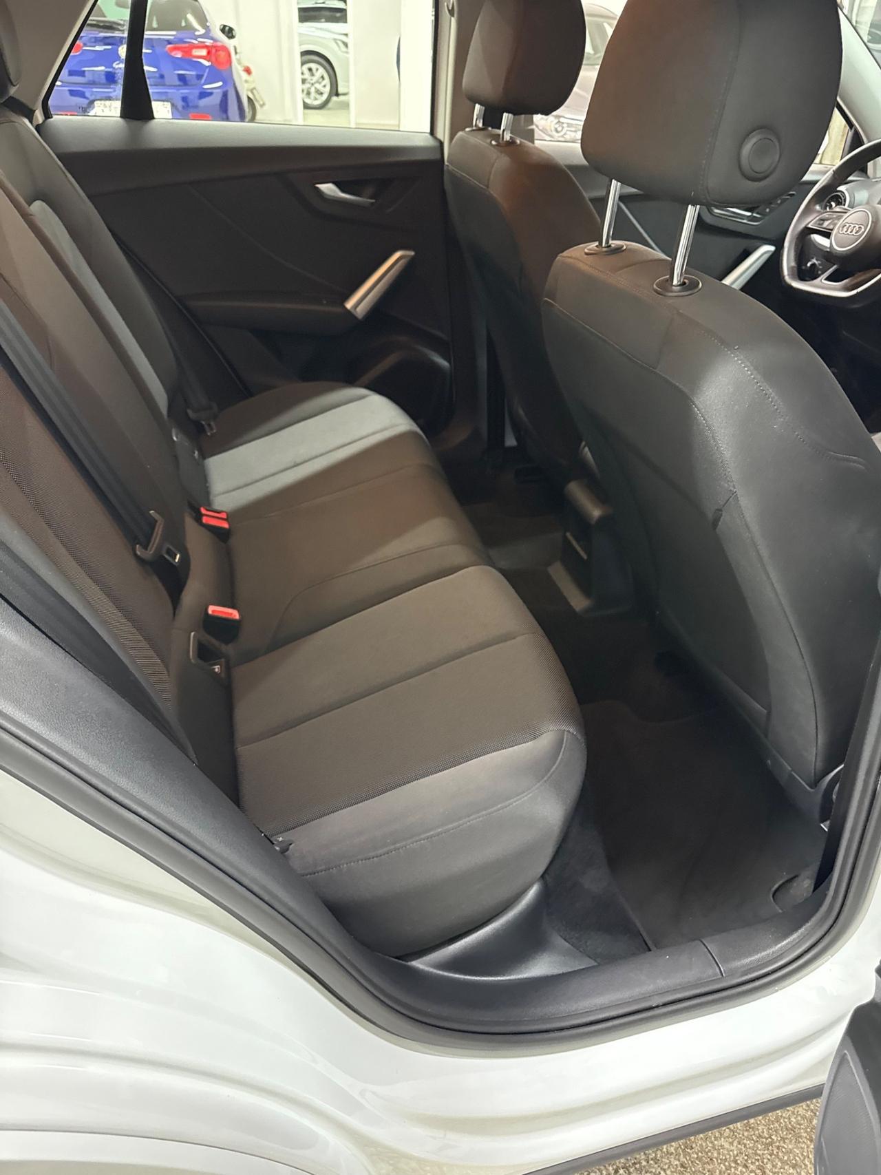 Audi Q2 30 TDI S line Edition