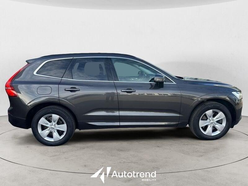 Volvo XC60 B4 197+14 CV AWD Automatica Mild Hybrid Momentum