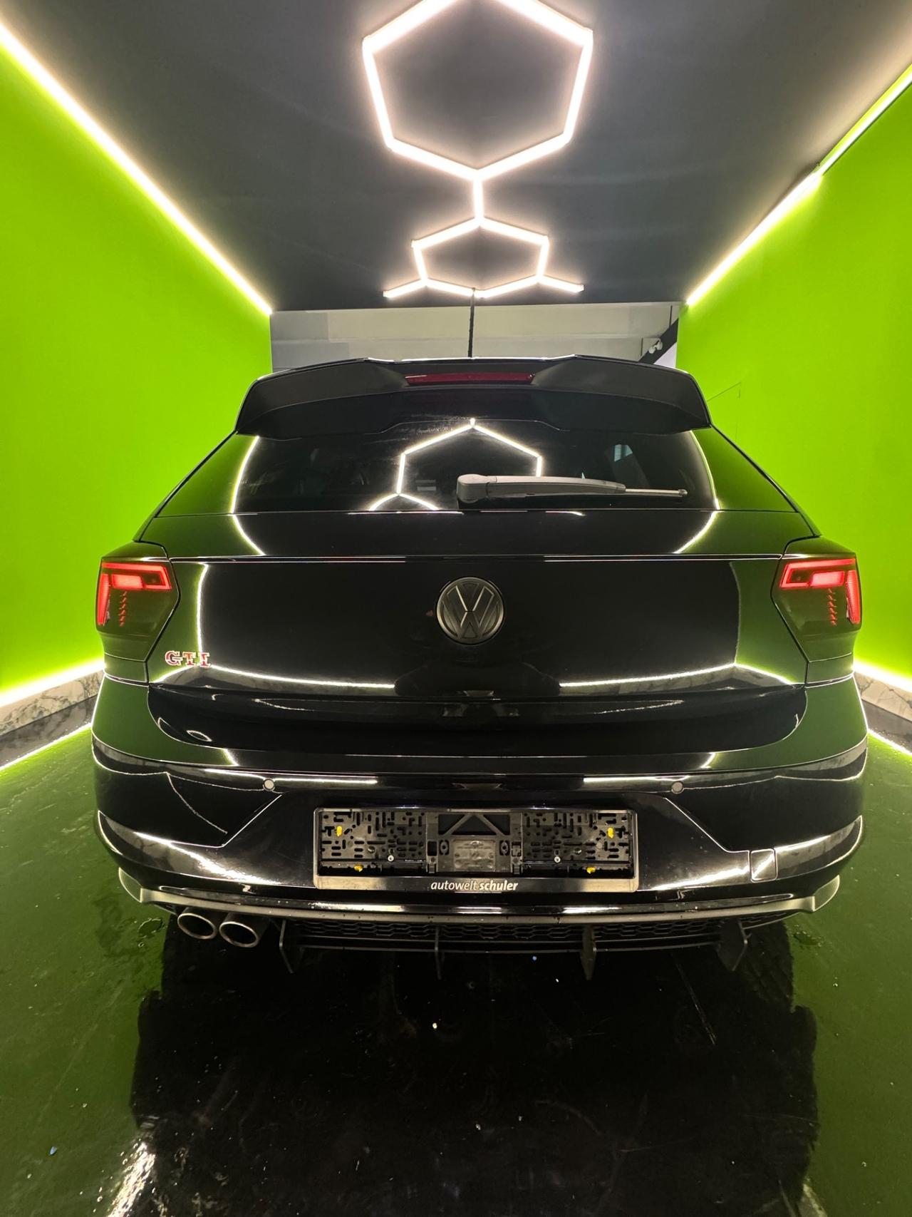 Volkswagen Polo 2.0 TSI DSG GTI BlueMotion Technology
