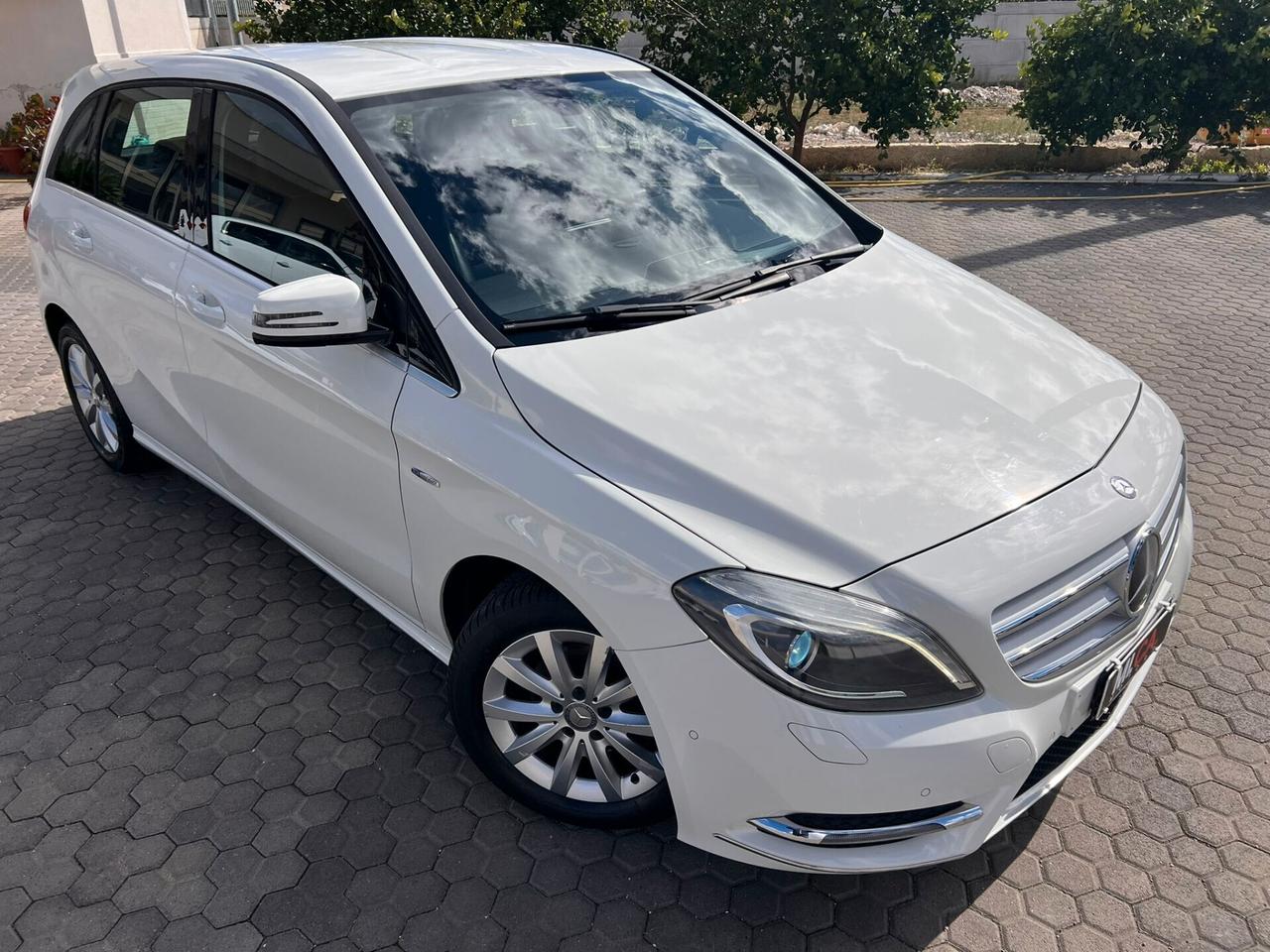 Mercedes-benz B 180 CDI BlueEFFICIENCY Premium