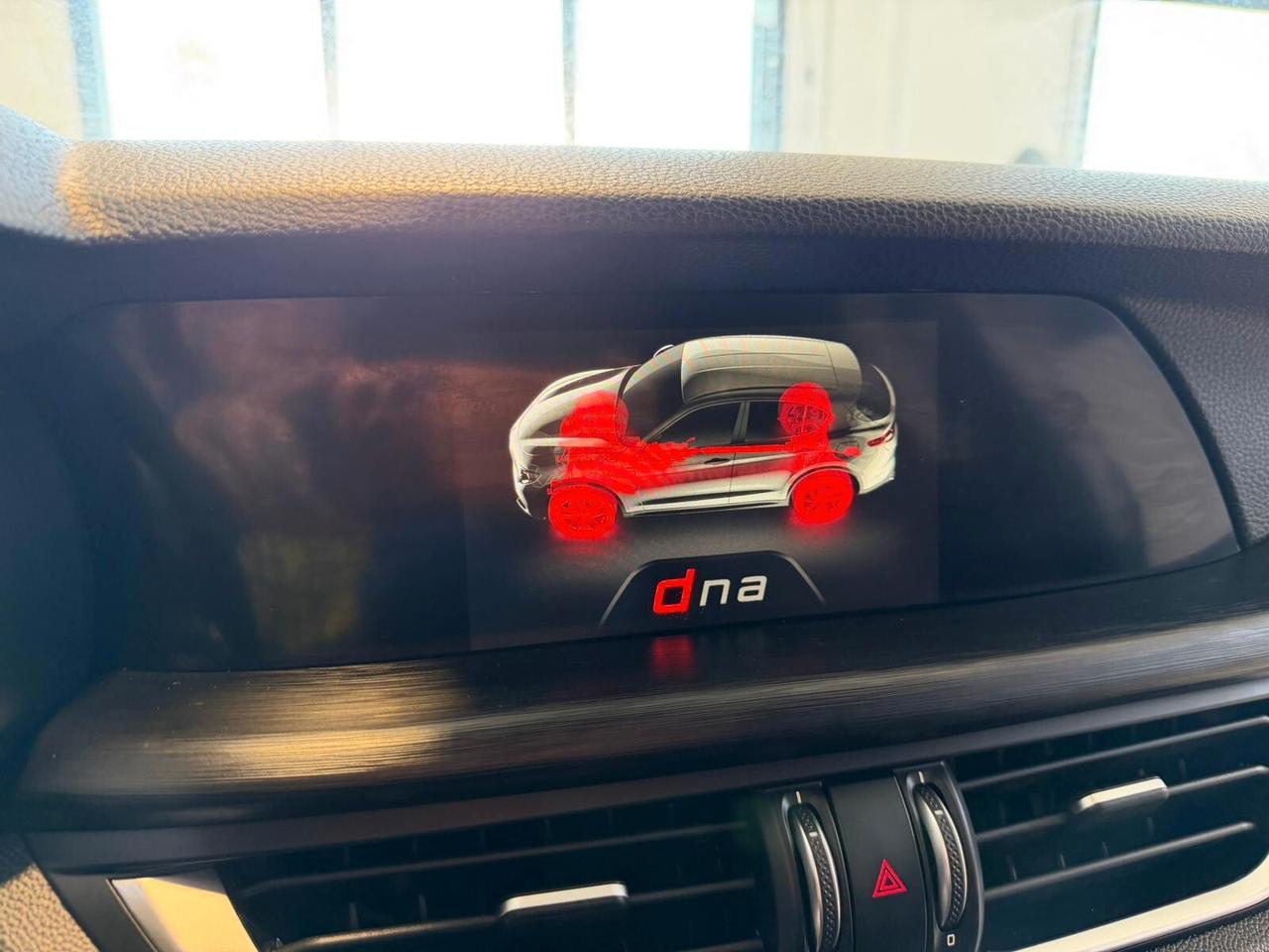 Alfa Romeo Stelvio 2.2 Turbodiesel 160 CV AT8 RWD Business