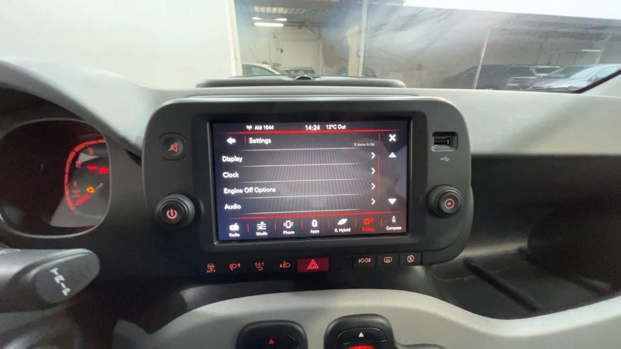 Fiat Panda 1.0 FireFly S&S Hybrid Garmin
