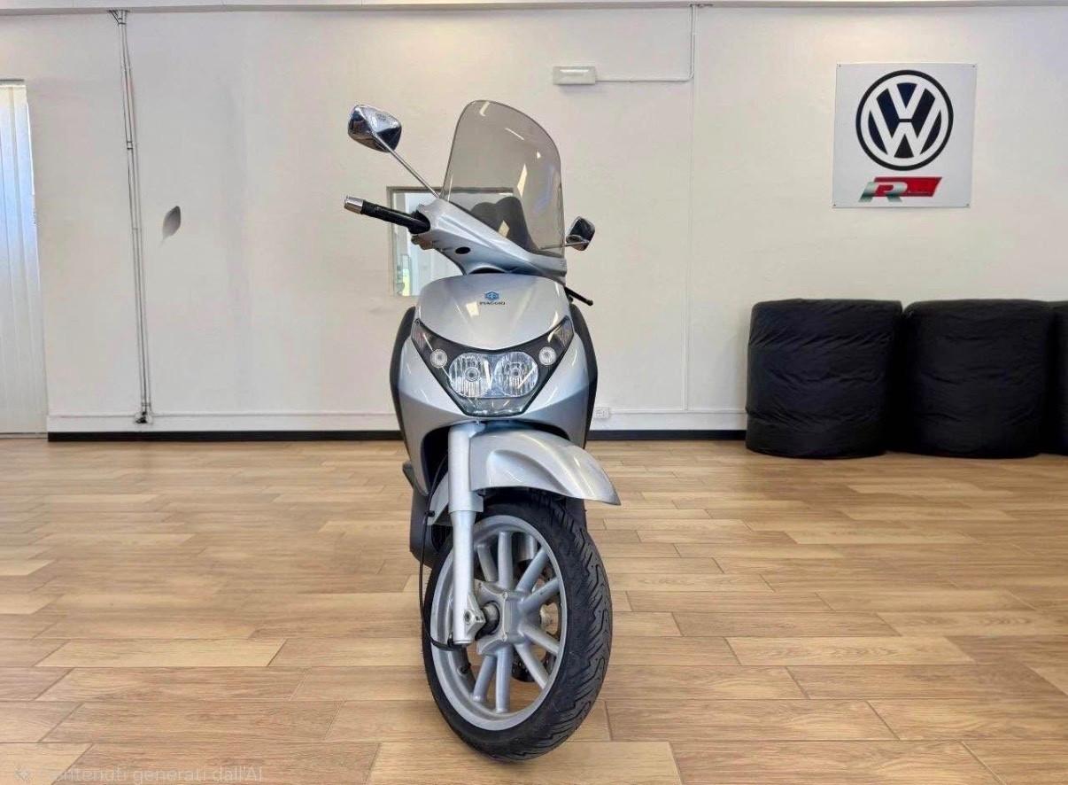 Piaggio Beverly 250