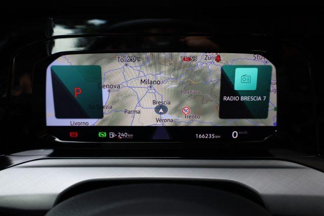 VOLKSWAGEN Golf 2.0 TDI DSG Navi LED Acc Clima 3Zone PREZZO REALE