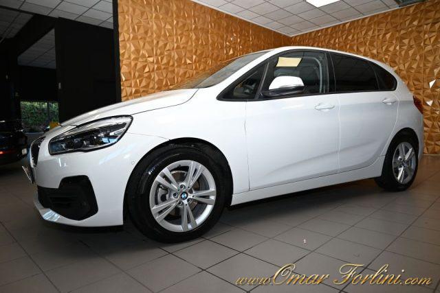 BMW 218 i ACTIVE TOURER BUSINESS AUTO NAVI TEL PDC 17"FULL