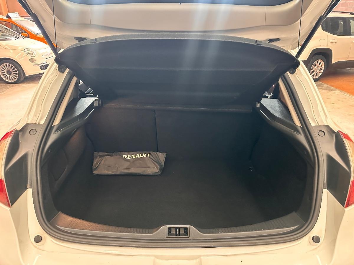 RENAULT - Mégane - 1.6 Wave