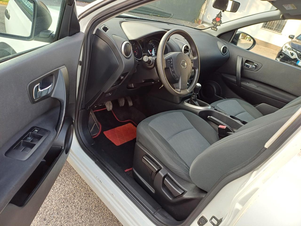 Nissan Qashqai 1.5 dCi DPF Tekna